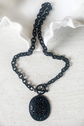 Candace Necklace in Black