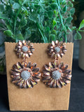 Double Daisy in Metallic Blush