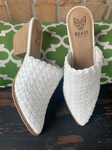 FrilLEE White Woven Mules