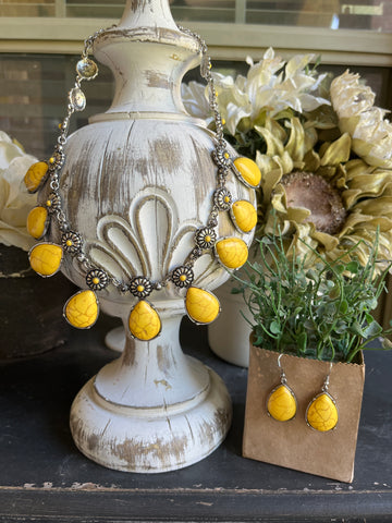 Yellow Sweet Wildflower Necklace Set