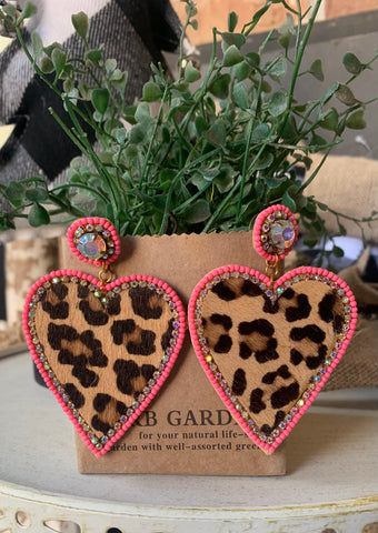 Twinkle Heart Leopard Earrings in Pink