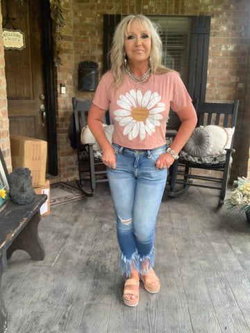 Sweet Daisy Cropped T in Blush S-XL